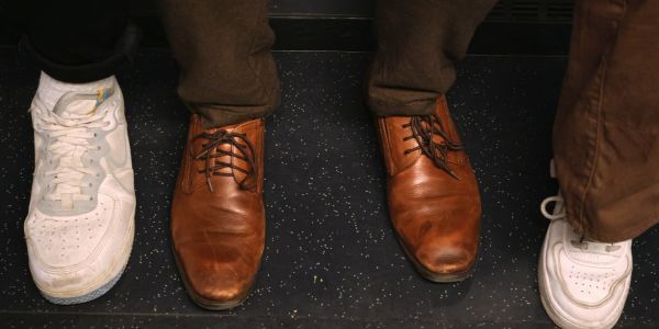 What AFO Means and How It Supports Safer Walking - Cadense adaptive shoes with AFO compatibility