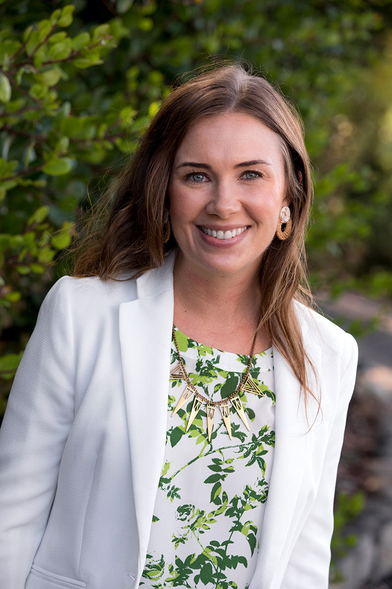 headshot of dana susko