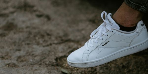 How to Fix Foot Drop Using Exercises, Bracing, and Supportive Footwear - Cadense Adaptive trainers for foot drop