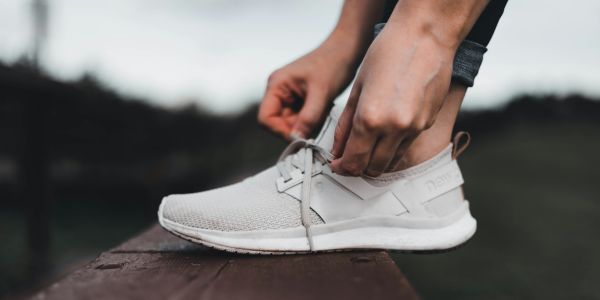How the Best Trainers for Foot Drop Help Reduce Trips, Slips, and Falls