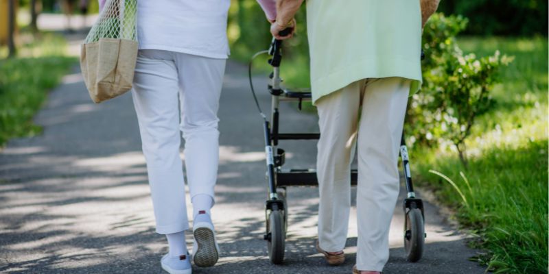 What Causes Swollen Feet in Older Adults